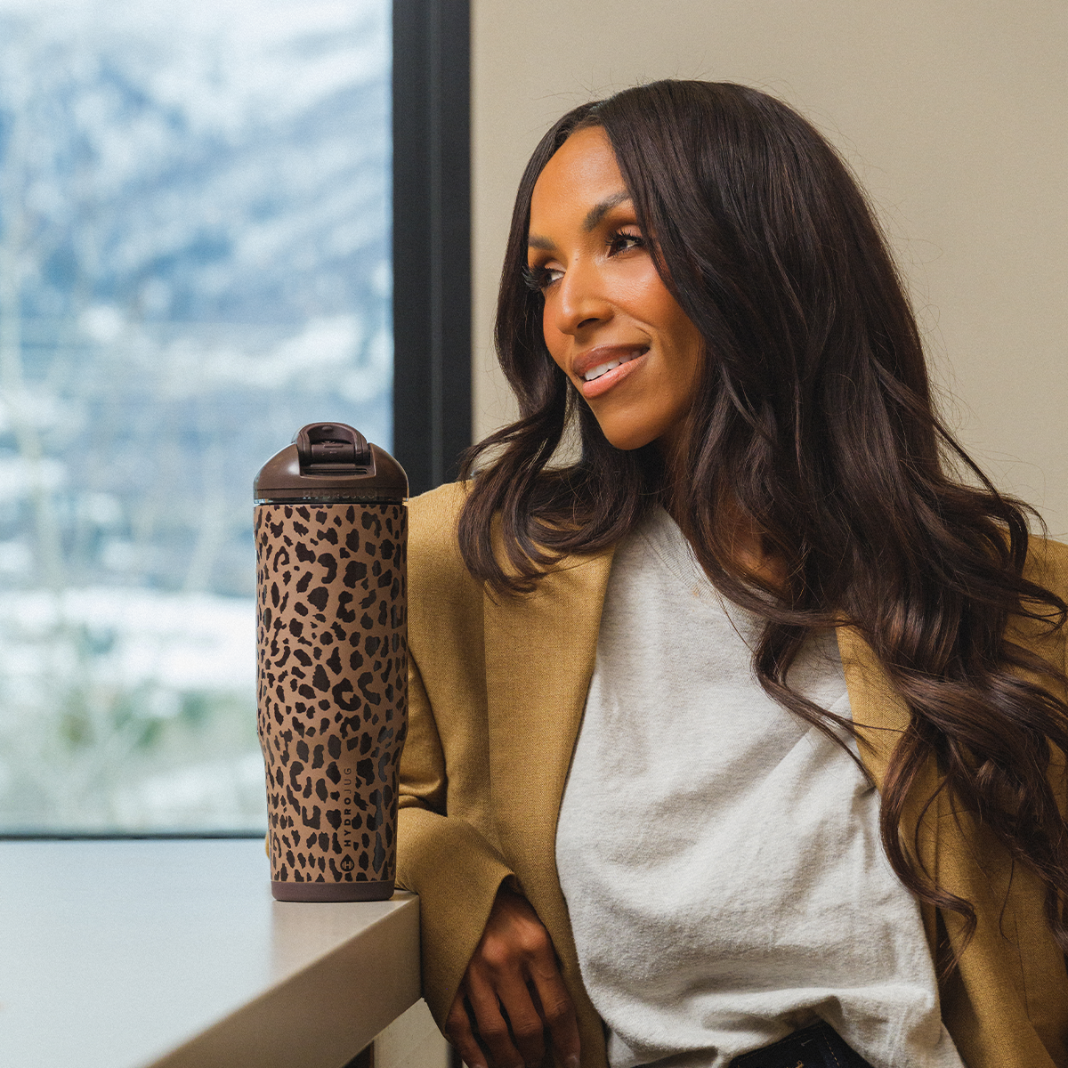 brown-leopard-32oz-946ml-m4 Ease32-BrownLeopard-WPI-8.png